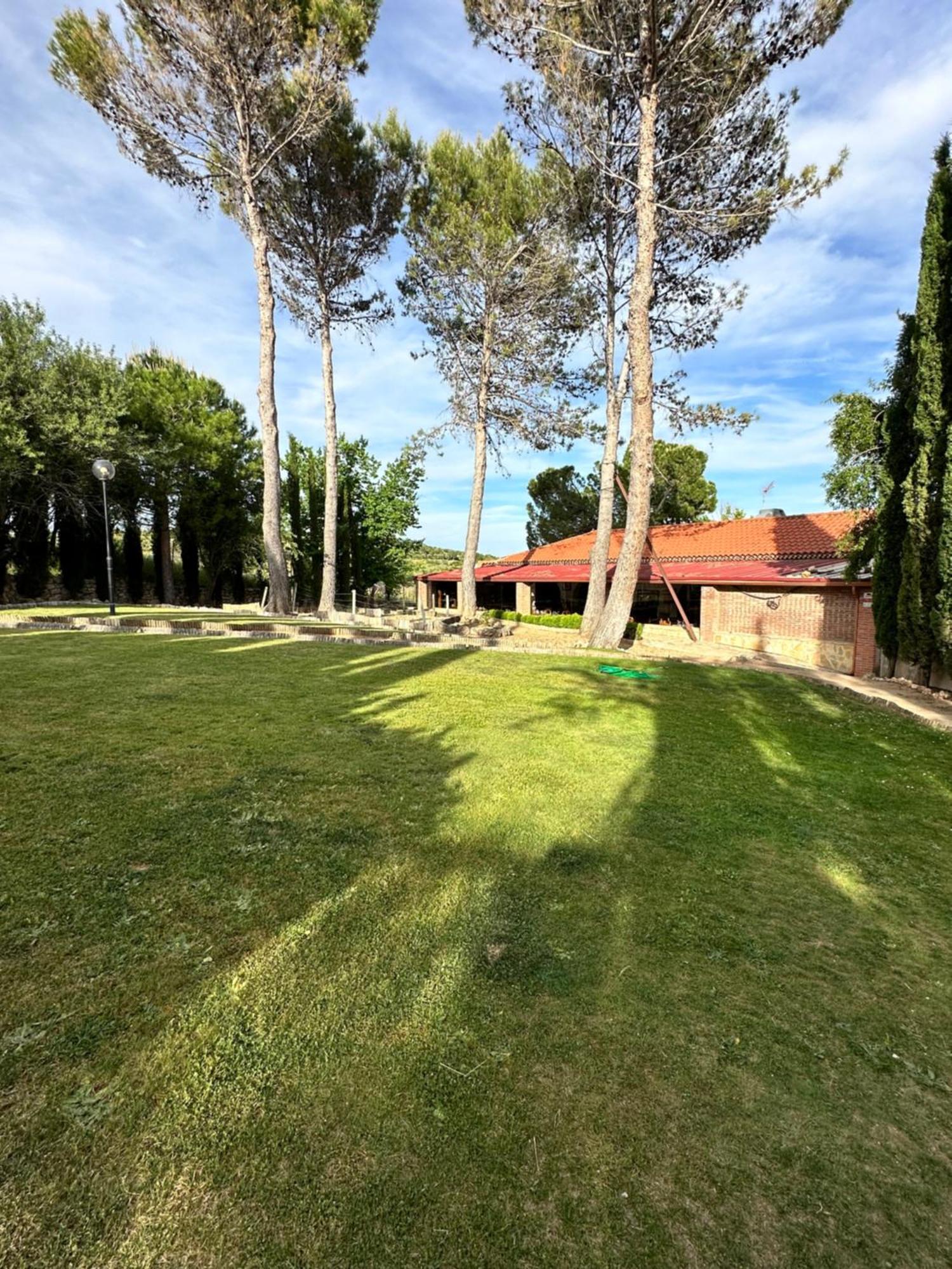 Bungalow Golosina Torrelaguna Exterior photo