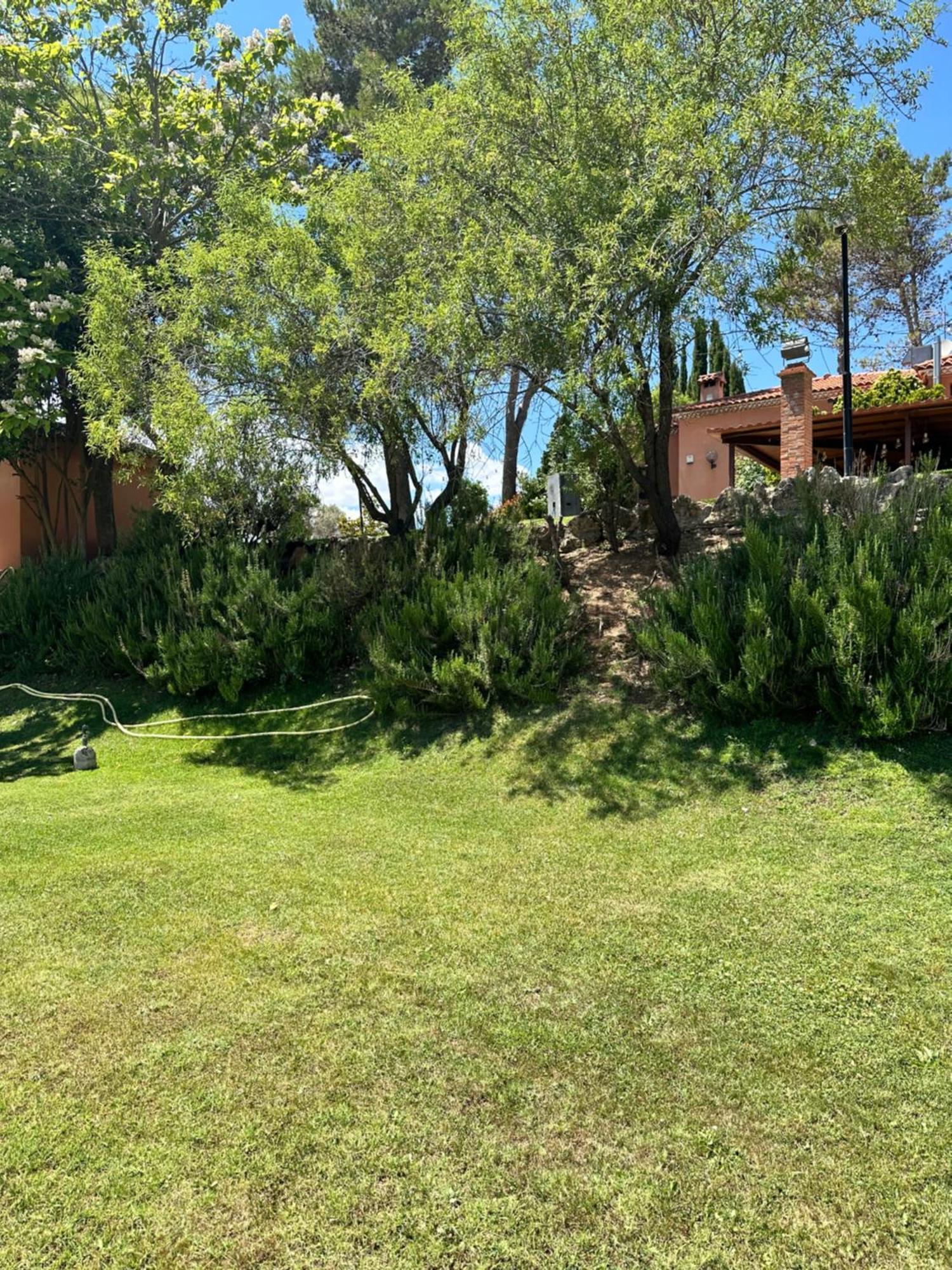 Bungalow Golosina Torrelaguna Exterior photo